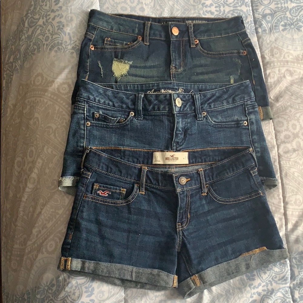 3 shorts (Aeropostale, American Eagle, Hollister)